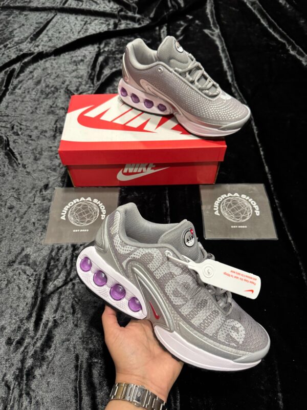 NIKE DN