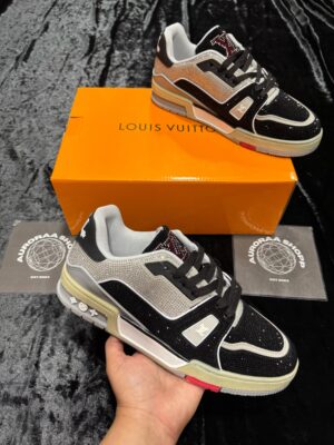 LV TRAIN
