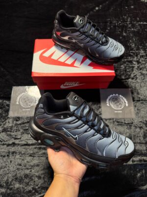 NIKE TN