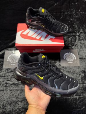 NIKE TN
