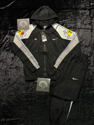 CHANDAL NIKE TN