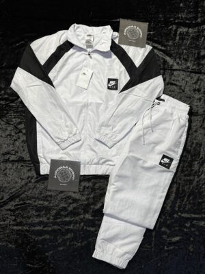 CHANDAL NIKE